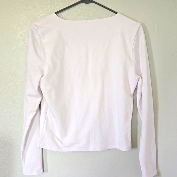 Abercrombie & Fitch Cropped White V Neck Top Size Large - Picture 2 of 4